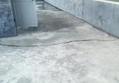 武邑楼顶漏水维修公司分享下如何解决卫生间隐蔽部位漏水的问题?