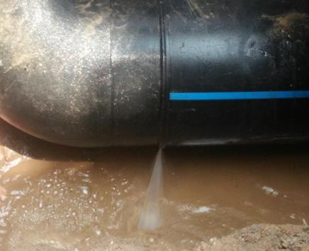 武邑楼顶渗水维修公司为大家分享下武邑卫生间漏水维修修补技术!